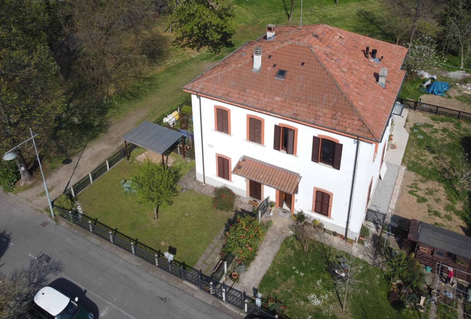Crespi D'Adda A "Colori" Villa Capriate San Gervasio Exterior photo